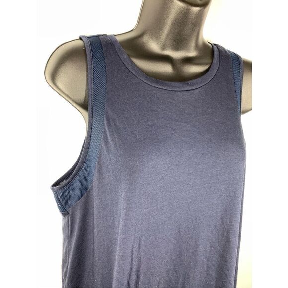 Old navy blue tank top size medium - Picture 3 of 8